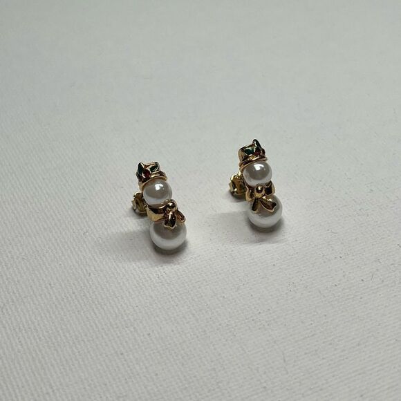 Vintage Avon Gold-Tone And Faux Pearl Snowman Stud Earrings - Picture 2 of 7